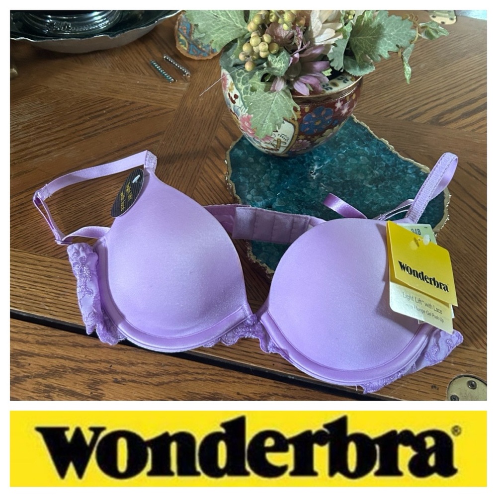 Wonderbra Purple T-Shirt Bra with Adjustable Straps